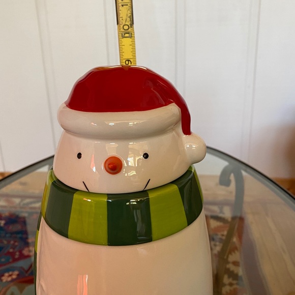 Hallmark 9” Snowman Christmas Cookie Jar Red Hat Green Scarf - Picture 7 of 9